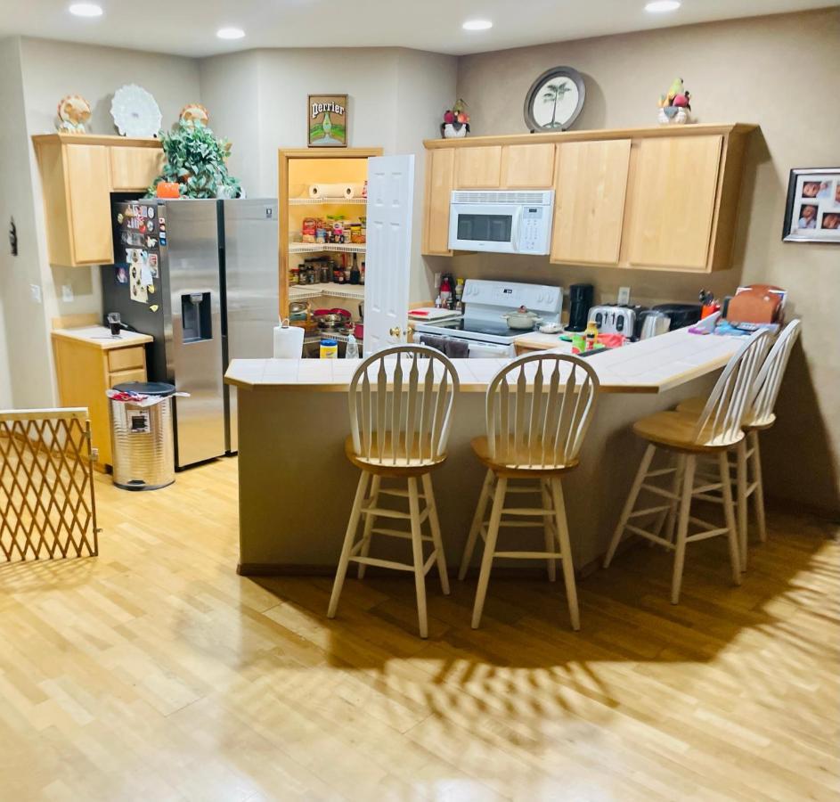 Adele House Private King Homestay Portland