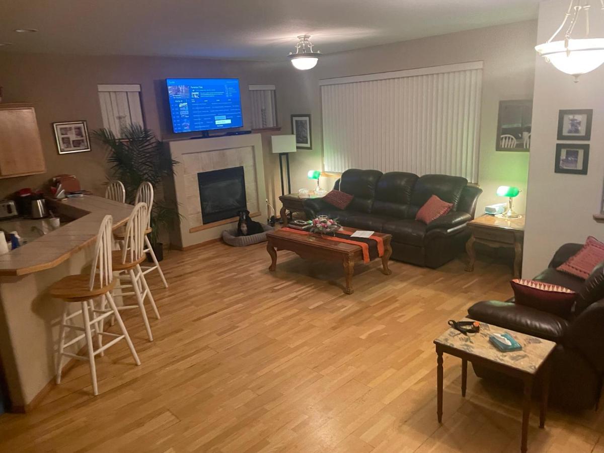 Adele House Private King Homestay Portland